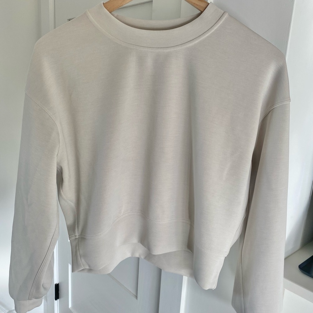 Soft stream perfectly oversized cropped crew